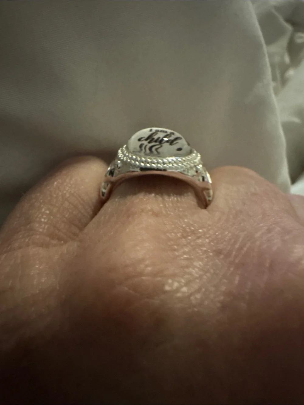 Silver-toned Inspirational 'I Am a Child of God' Statement Ring